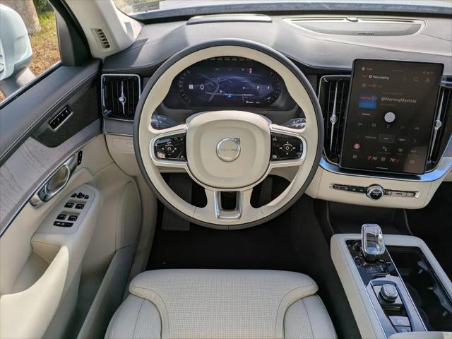 2026 Volvo XC90 Ultra, B6 AWD Gas (mild hybrid), Gasoline, Bright, 7 Seats