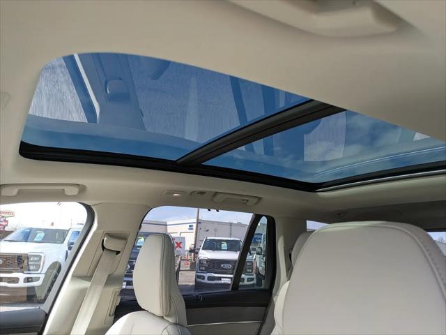2026 Volvo XC90 Ultra, B6 AWD Gas (mild hybrid), Gasoline, Bright, 7 Seats