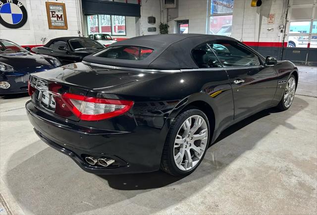2011 Maserati GranTurismo Standard