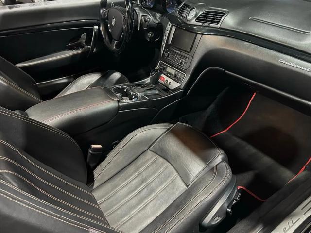 2011 Maserati GranTurismo Standard