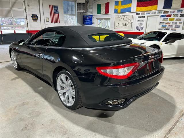 2011 Maserati GranTurismo Standard