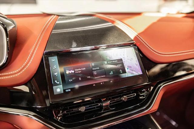 2026 Aston Martin DBX 707