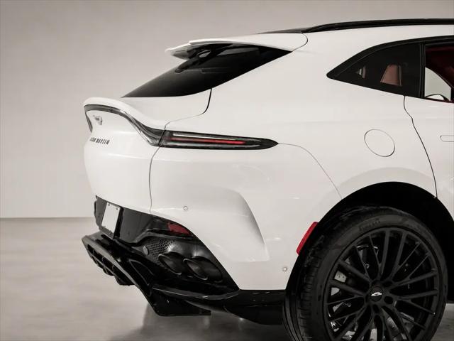 2026 Aston Martin DBX 707