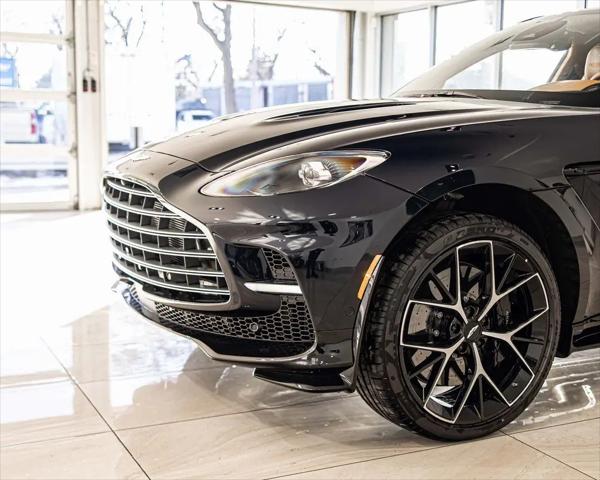 2026 Aston Martin DBX 707