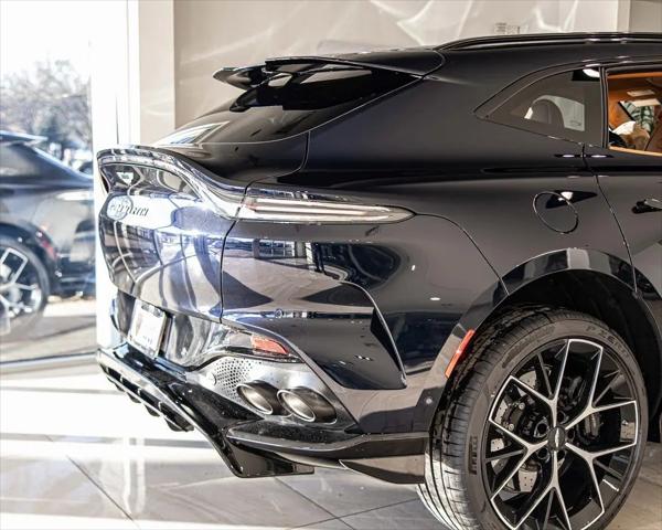 2026 Aston Martin DBX 707