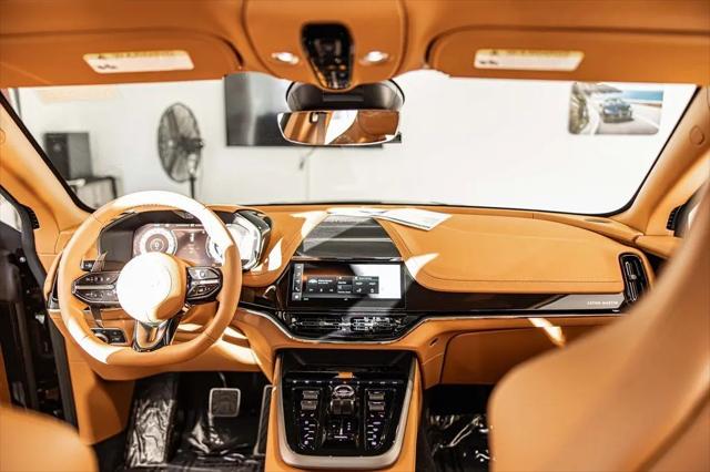 2026 Aston Martin DBX 707