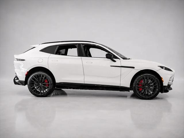 2026 Aston Martin DBX 707