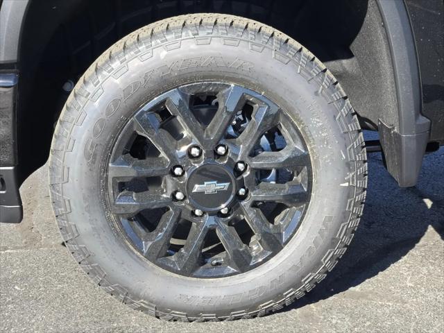 2026 Chevrolet Silverado 2500HD Crew Cab, Standard Bed, LT, 4WD