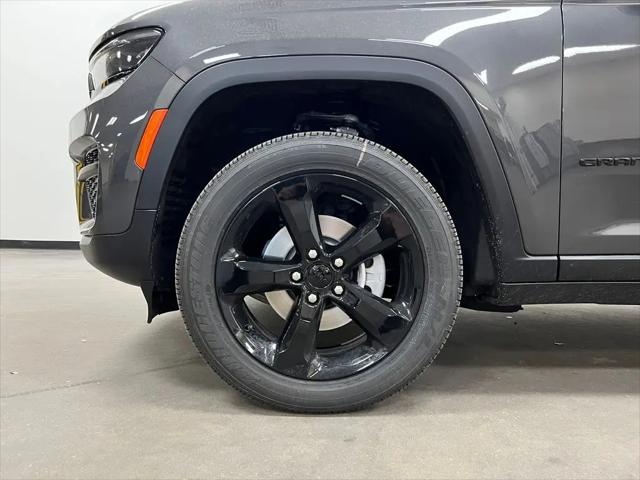 2025 Jeep Grand Cherokee Altitude X 4x2