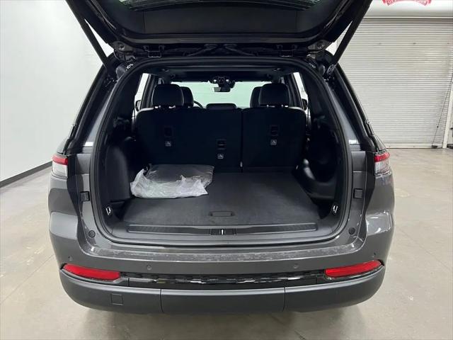 2025 Jeep Grand Cherokee Altitude X 4x2