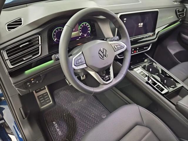 2026 Volkswagen Atlas Cross Sport SEL R-Line Black