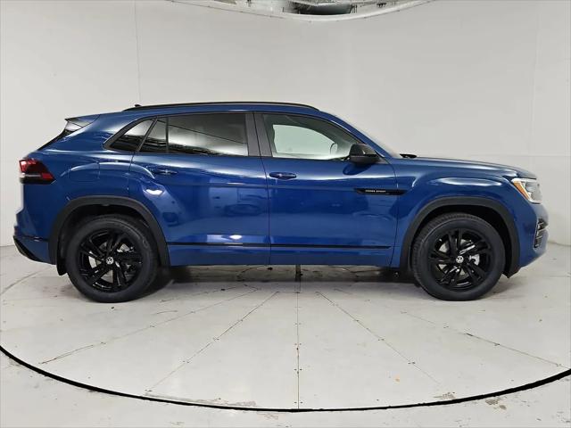 2026 Volkswagen Atlas Cross Sport SEL R-Line Black