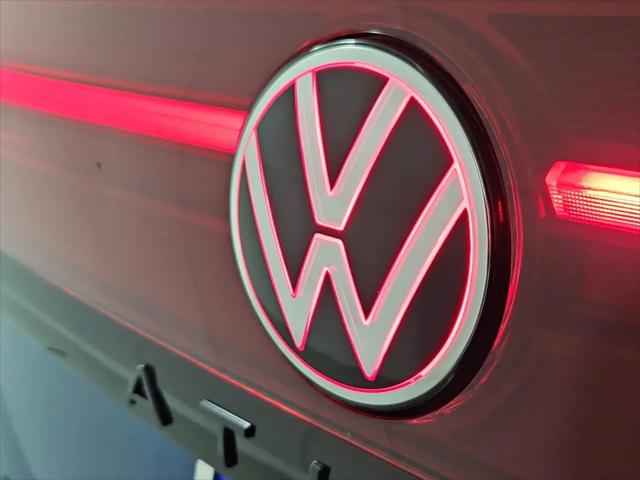 2026 Volkswagen Atlas Cross Sport SEL R-Line Black