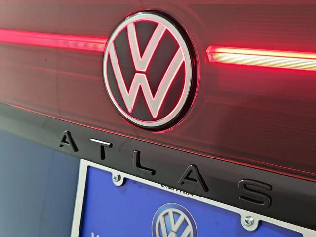 2026 Volkswagen Atlas Cross Sport SEL R-Line Black