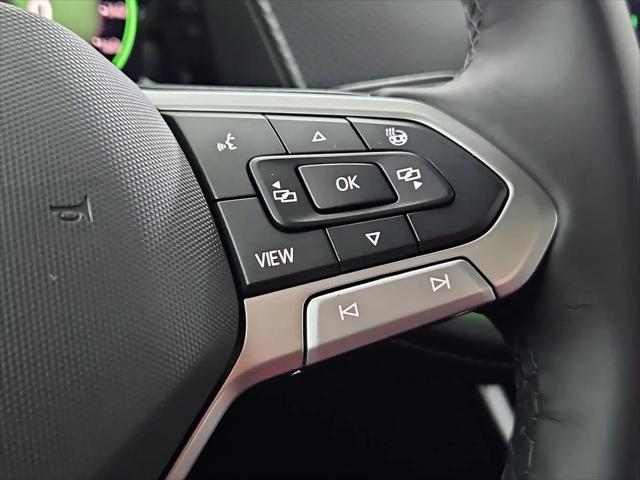 2026 Volkswagen Atlas Cross Sport SEL R-Line Black