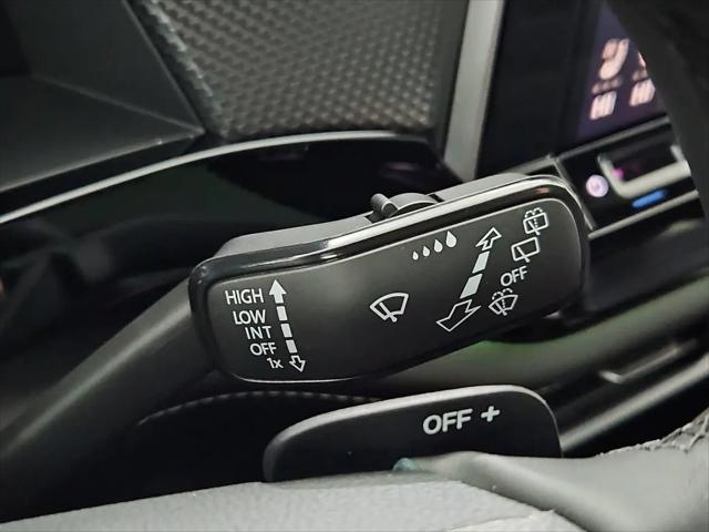 2026 Volkswagen Atlas Cross Sport SEL R-Line Black