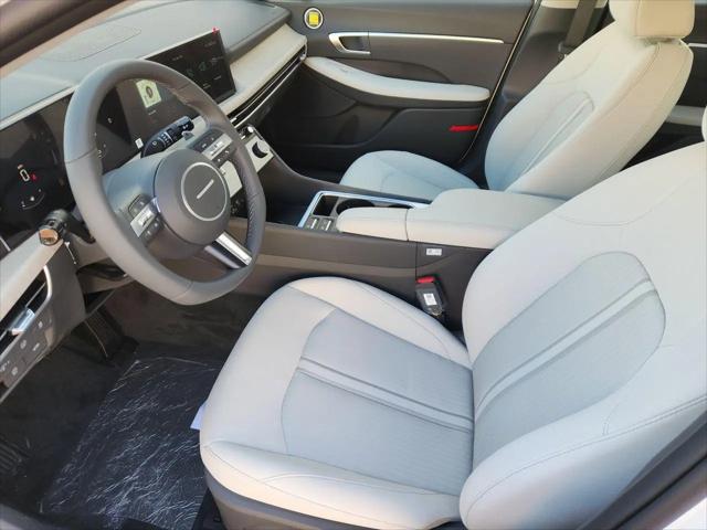 2026 Hyundai Sonata Hybrid SEL