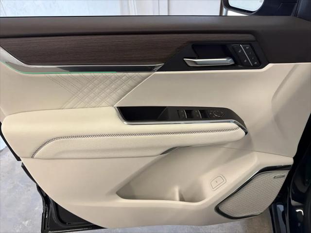 2026 GMC Acadia Denali FWD