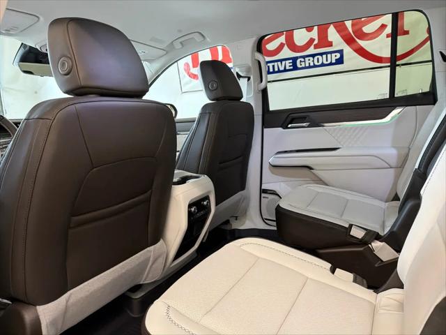 2026 GMC Acadia Denali FWD
