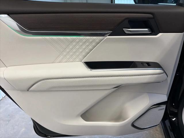 2026 GMC Acadia Denali FWD