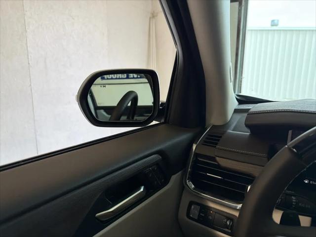 2026 GMC Acadia Denali FWD