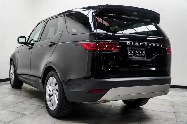 2025 Land Rover Discovery P300 S