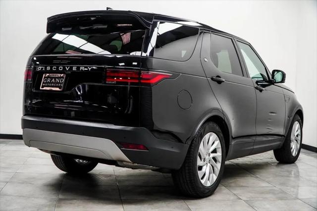 2025 Land Rover Discovery P300 S