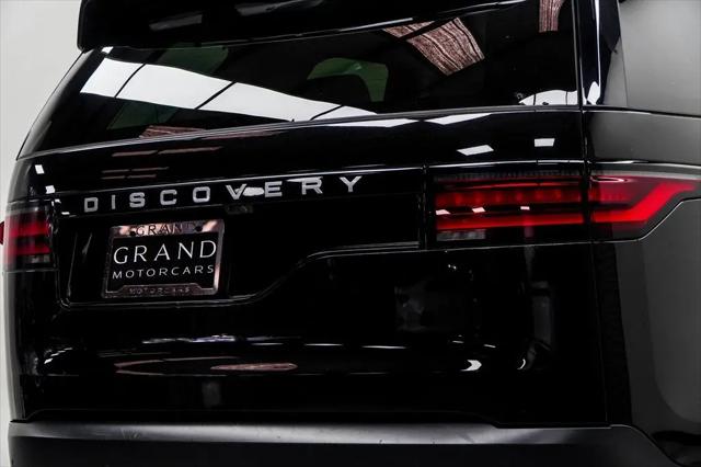 2025 Land Rover Discovery P300 S