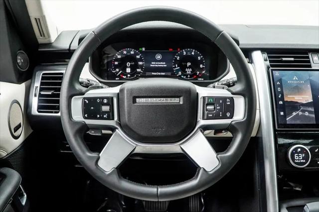 2025 Land Rover Discovery P300 S
