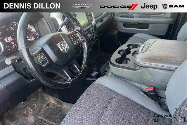 2017 RAM 2500 Big Horn Crew Cab 4x4 8 Box