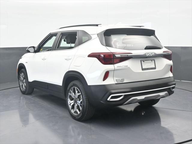 2022 Kia Seltos EX 2022 Kia Seltos EX