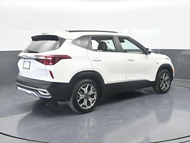 2022 Kia Seltos EX 2022 Kia Seltos EX