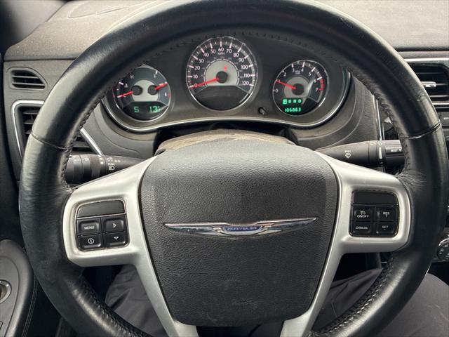 2012 Chrysler 200 Touring