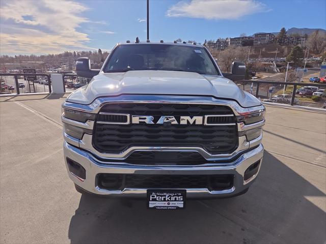 2026 RAM Ram 3500 Chassis Cab RAM 3500 TRADESMAN CREW CAB CHASSIS 4X4 60 CA
