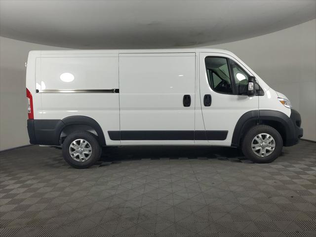 2024 RAM ProMaster 2500 Cargo Van SLT Low Roof 136 WB