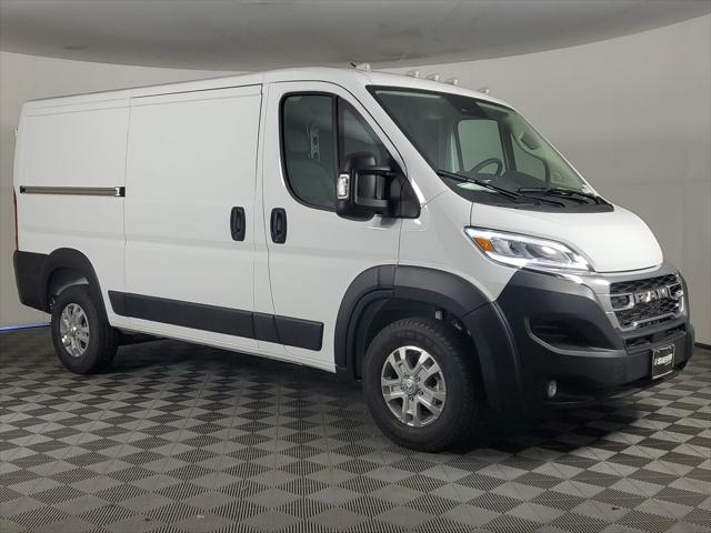 2024 RAM ProMaster 2500 Cargo Van SLT Low Roof 136 WB