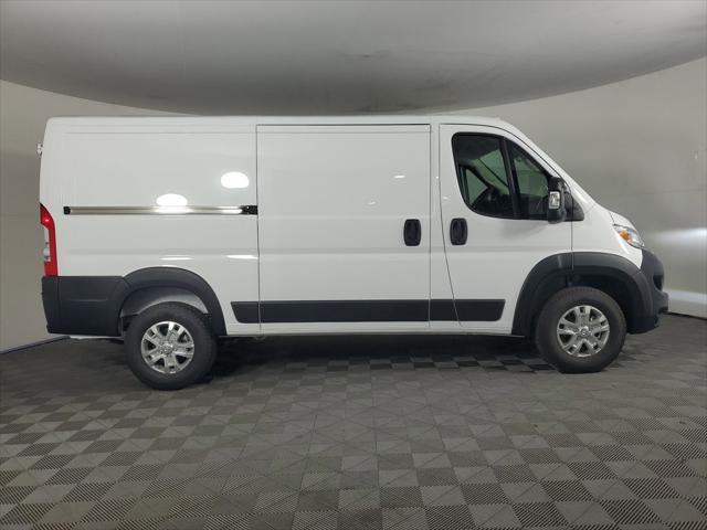 2024 RAM ProMaster 2500 Cargo Van SLT Low Roof 136 WB