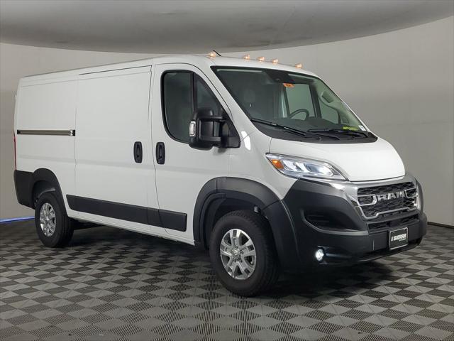2024 RAM ProMaster 2500 Cargo Van SLT Low Roof 136 WB