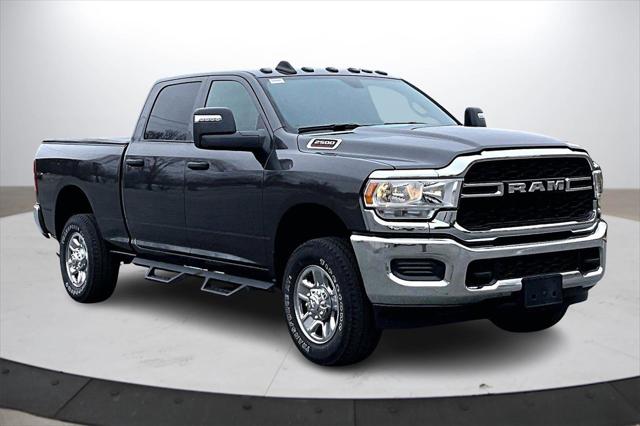 2024 RAM 2500 Tradesman Crew Cab 4x4 64 Box