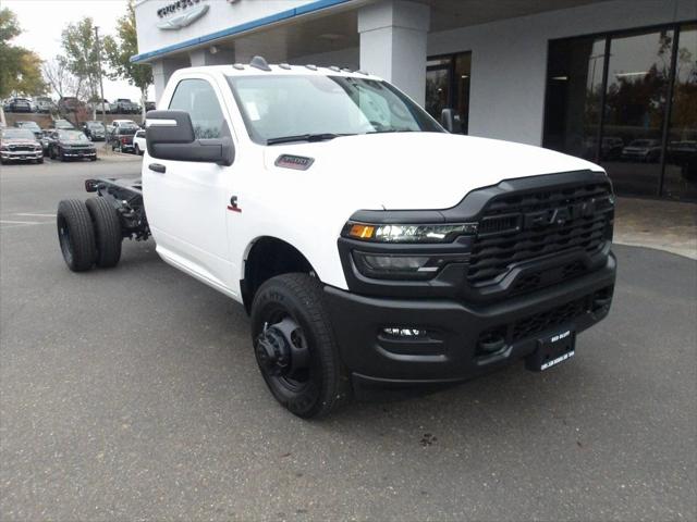 2026 RAM Ram 3500 Chassis Cab RAM 3500 TRADESMAN CHASSIS REGULAR CAB 4X4 84 CA