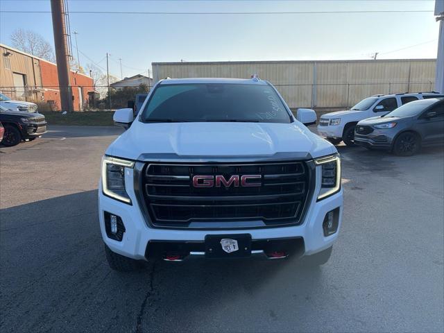 2023 GMC Yukon XL 4WD AT4