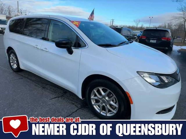 2024 Chrysler Voyager LX