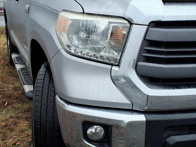 2014 Toyota Tundra SR5 5.7L V8 2014 Toyota Tundra SR5 5.7L V8