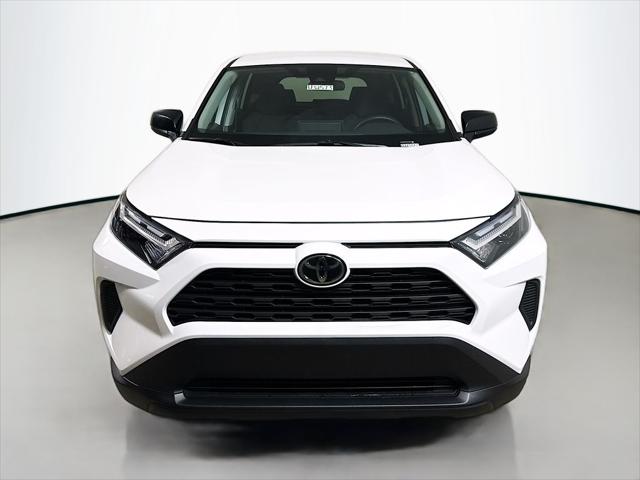 2025 Toyota RAV4 LE 2025 Toyota RAV4 LE