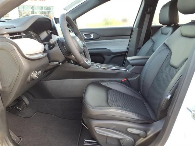 2026 Jeep Compass COMPASS LATITUDE 4X4