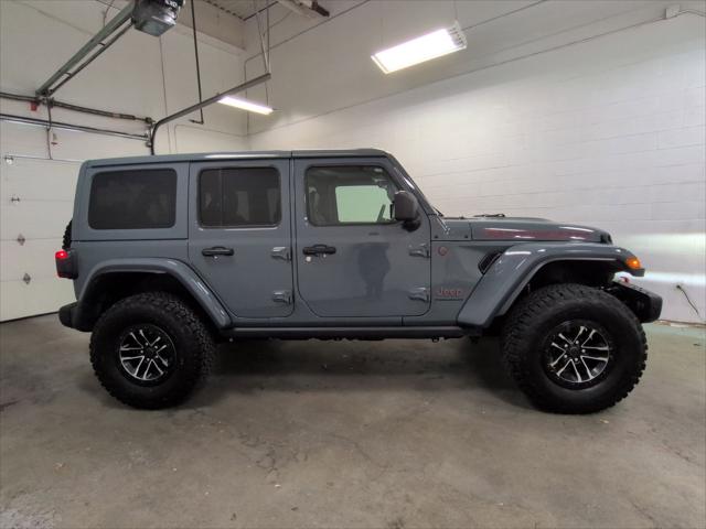 2025 Jeep Wrangler 4-Door Recon 4x4