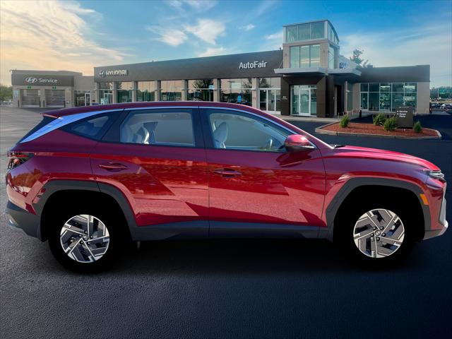 2026 Hyundai Tucson Hybrid Blue SE
