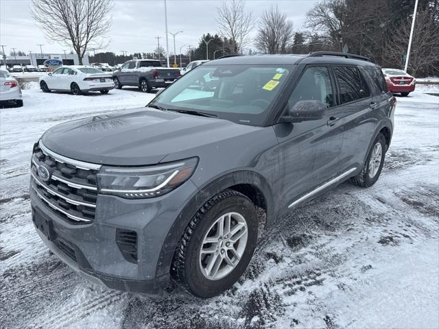 2025 Ford Explorer Active 2025 Ford Explorer Active