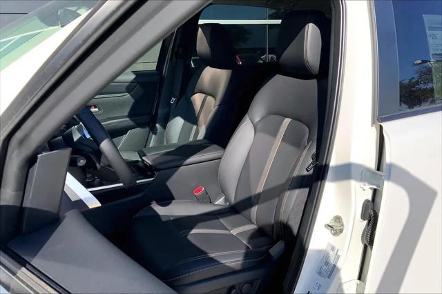 2026 Mazda X-90 3.3 Turbo Select