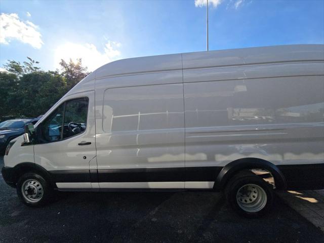 2019 Ford Transit Extended Length w/Sliding Side Door w/9950-lb GVWR